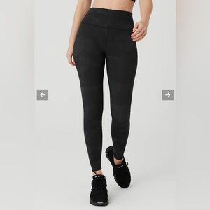 Alo Yoga High-Waist Camo Vapor Legging